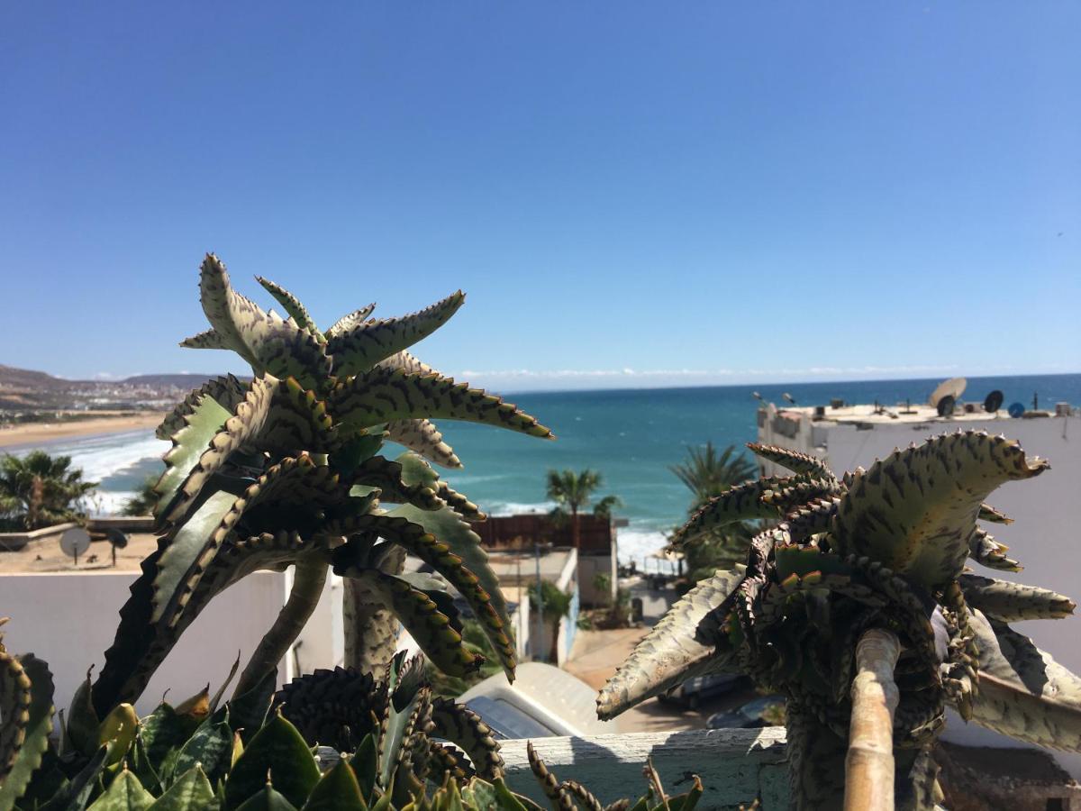 Ocean Surf Lodge Taghazout Esterno foto